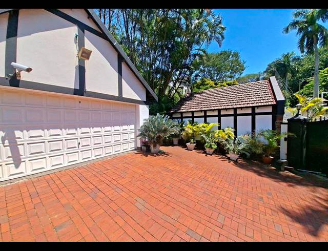 4 BEDROOM HOUSE FOR SALE IN GLENWOOD